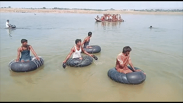 राजस्थान के कोटा में बड़ा हादसा, चंबल नदी में डूबी नाव, अब तक 7 की मौत, कई लापता, 50 लोग थे सवार