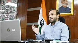 सांप्रदायिक और गैरजिम्मेदाराना बयानों से नफरत फैला रहा यह चैनल, 91 पूर्व सिविल सेवकों ने सरकार को लिखा पत्र