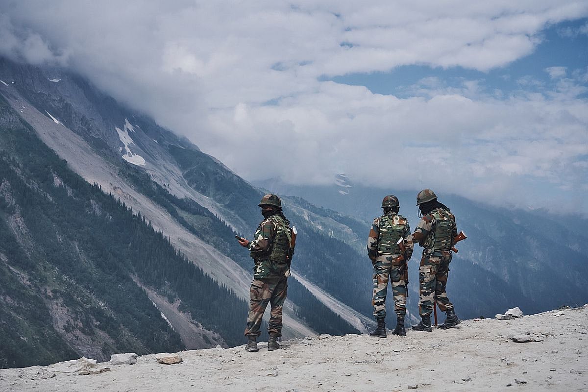 दुनिया की 5 बड़ी खबरें: चीन बोला- सरहद पर तनाव झेल नहीं पाएगा भारत और 2020 विश्व ग्लोबल इनोवेशन इंडेक्स रिपोर्ट जारी