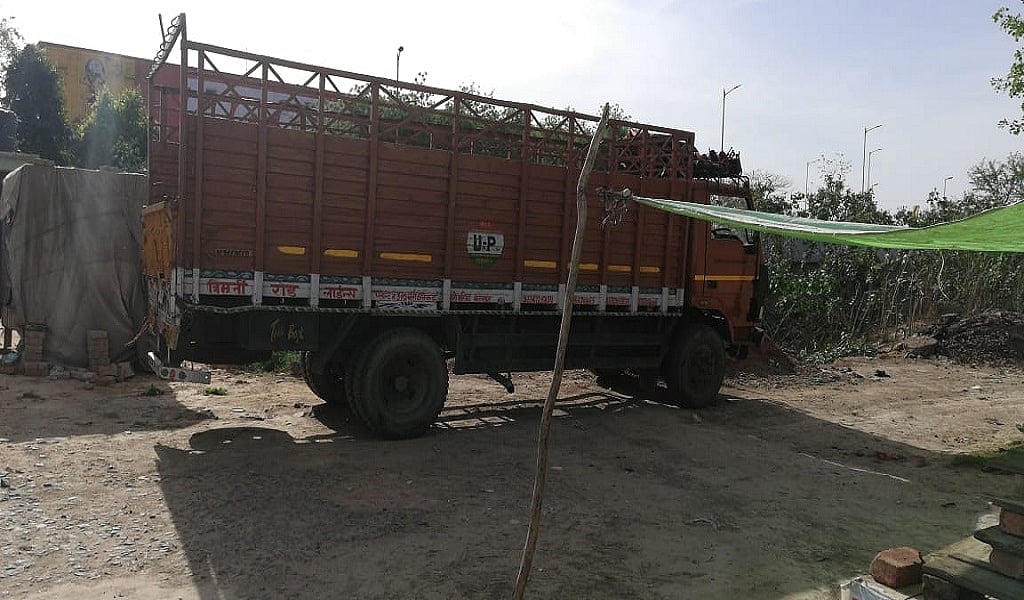 उत्तर प्रदेश: बस्ती में बेकाबू ट्रक ने 5 मजदूरों को रौंदा, 3 की दर्दनाक मौत, 2 गंभीर रूप से घायल
