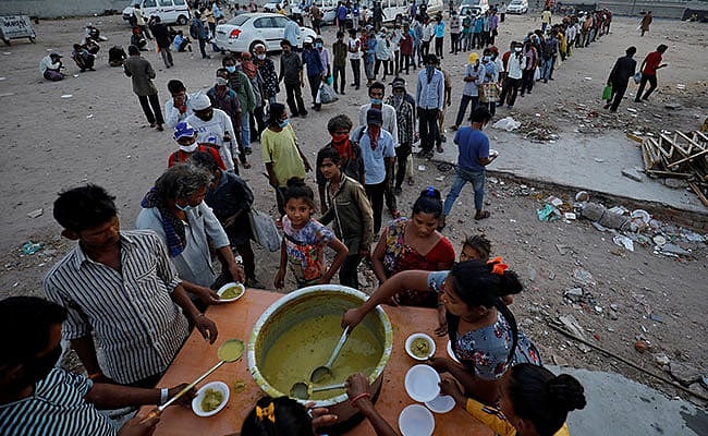 कोरोना महामारी एक बड़ी त्रासदि, दुनिया में करीब 10 करोड़ लोग गरीबी की गर्त में जाएंगे