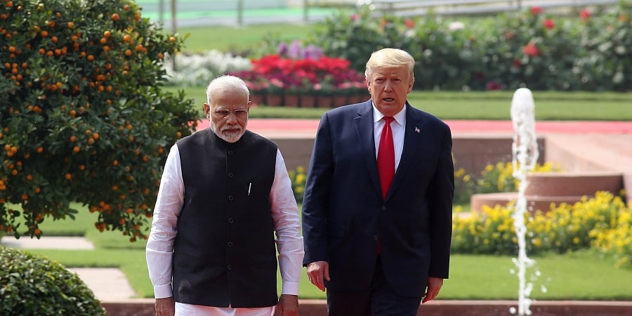चुनाव आते ही ट्रंप ने भारत को लेकर बदला रंग, कोरोना से मौतों का सही आंकड़ा नहीं देने का आरोप लगाया