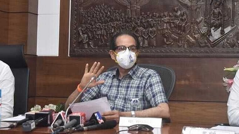 महाराष्ट्र सरकार ने 10 हजार करोड़  के राहत पैकेज का किया ऐलान, बाढ़ पीड़ितों को दिवाली से पहले मिलेगी मदद