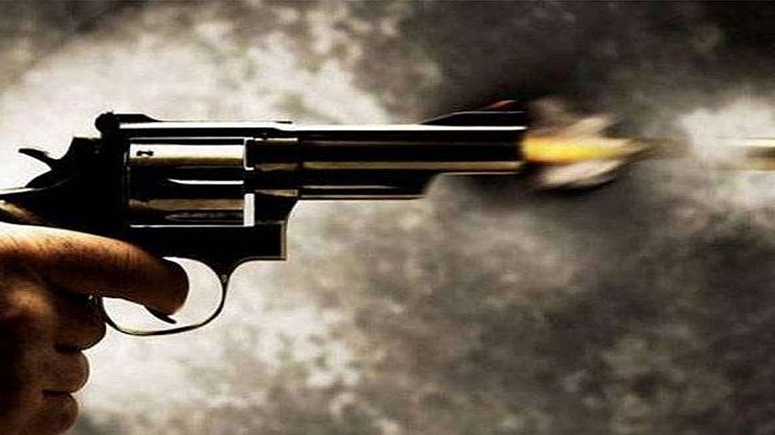 मध्य प्रदेश में के ग्वालियर में पत्रकार का अपहरण, बुरी तरह पीटा गया, फिर मारी गई गोली।
