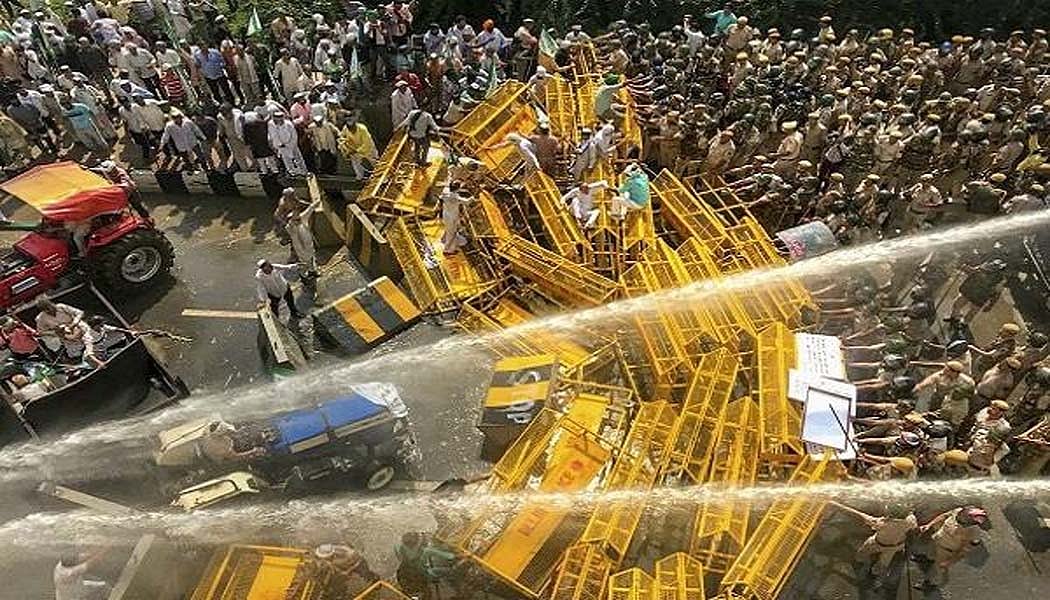 आकार पटेल का लेख: न लोकतंत्र बचा है, न नागरिक अधिकार, आखिर ऐसा कैसे बन गया भारत!