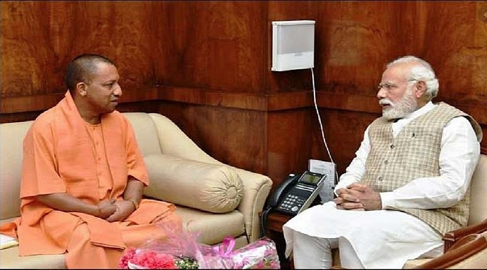 विष्णु नागर का व्यंग्यः जिसकी लाठी, उसकी भैंस और जहां योगी भी हो, छप्पन इंची भी हो, तो कौन किसे रोकेगा!