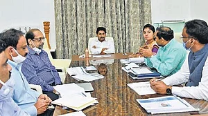 आंध्र प्रदेश में 2 नवंबर से सभी स्कूल खोलने का ऐलान, एक दिन बीच कर होंगे क्लास, गाइडलाइंस जारी