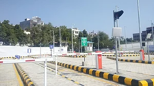 अब विदेश में रहकर भी ड्राइविंग लाइसेंस हो जाएगा रिन्यू, सुविधा के लिए मोटर एक्ट में होगा संशोधन