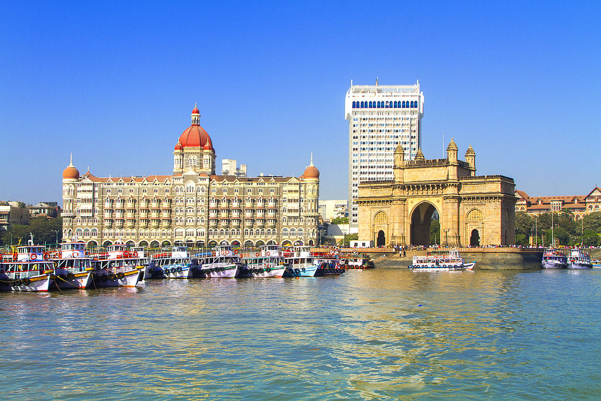 मुंबई में बड़े आतंकी हमले की आशंका, हाई अलर्ट जारी, ड्रोन उड़ाने पर पाबंदी