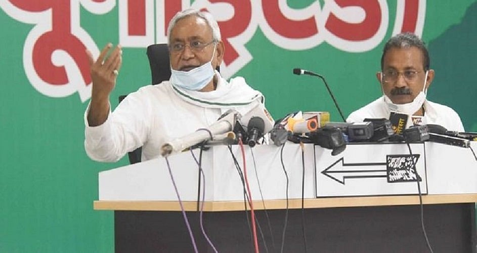बिहार एनडीए से पासवान को आउट कर नीतीश का पलटवार, कोई क्या बोलता है, उससे कोई फर्क नहीं पड़ता
