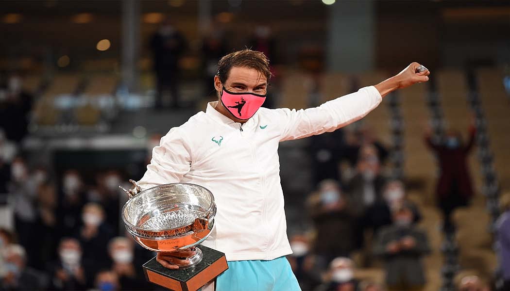French Open: लाल बजरी के बादशाह राफेल नडाल ने रचा इतिहास, 20वां ग्रैंड स्लैम खिताब जीतकर की फेडरर की बराबरी