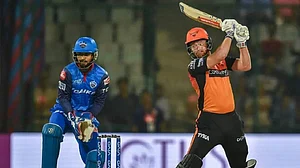 IPL 13: हैदराबाद तोड़ेगी दिल्ली का IPL जीतने का सपना? आज तय होगा फाइनल में मुंबई के सामने कौन होगा