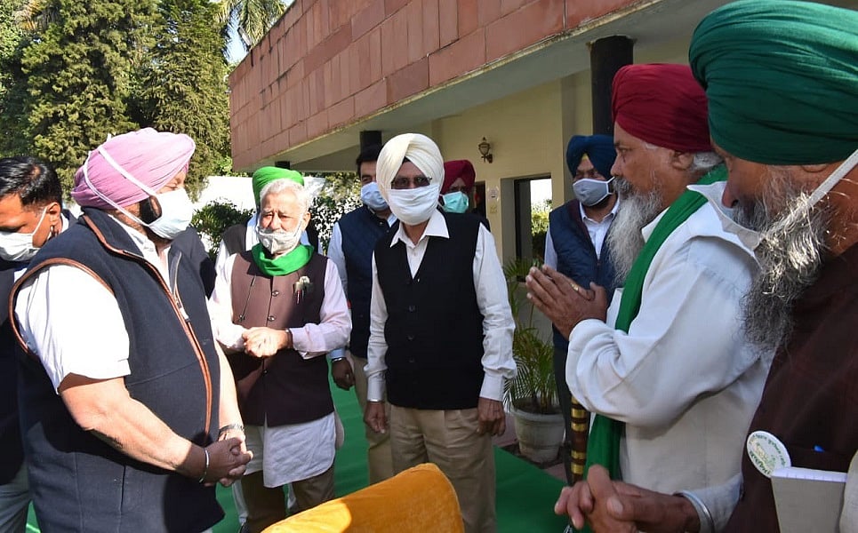 पंजाब के किसानों का बड़ा फैसला, सभी ट्रेनों के लिए रेल ट्रैक छोड़ने का ऐलान, केंद्र को 15 दिन की मोहलत