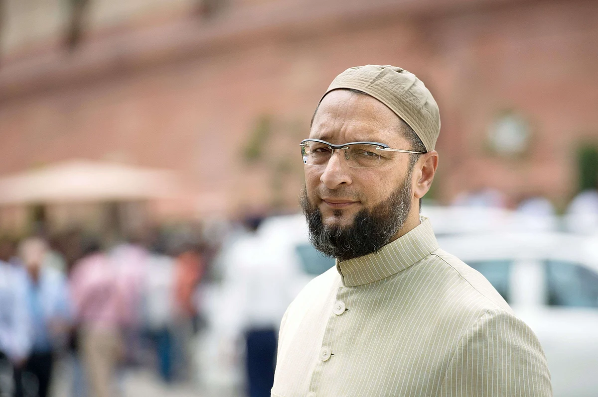 आम मुसलमानों को भी होने लगा है ओवैसी पर शक, आखिर गुजरात-मध्य प्रदेश से क्यों बचते हैं AIMIM के मुखिया !