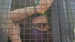 अर्नब गोस्वामी हो सकते हैं फिर से गिरफ़्तार? सुसाइड केस में रायगढ़ पुलिस ने मांगा अरेस्ट वारंट