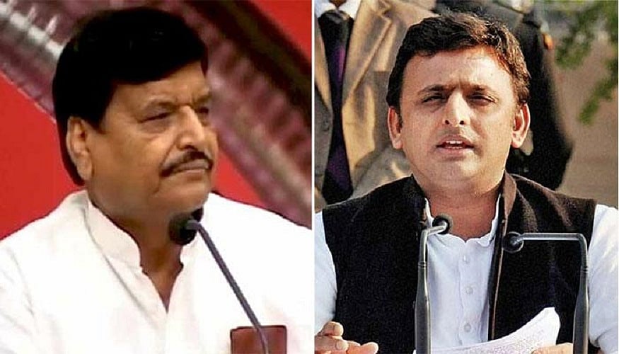 यूपी उपचुनाव में झटके के बाद अखिलेश ने बदला दाव, परिवार को एक कर मूल वोटबैंक वापस लाने में जुटे 