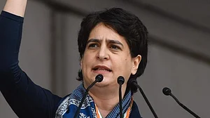 'यूपी में बिजली के बढ़ते बिलों का आतंक व्याप्त, कई गुना तेज भाग रहे मीटर'