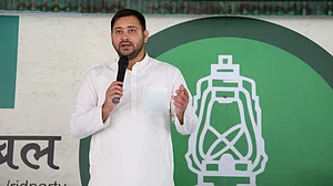 बिहार ने जनादेश महागठबंधन को दिया, लेकिन चुनाव आयोग का नतीजा एनडीए को मिला- तेजस्वी यादव