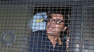 फर्जी टीआरपी मामले में अर्णब गोस्वामी का नाम, मुंबई पुलिस ने बनाया आरोपी