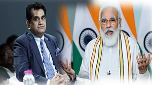 आकार पटेल का लेख: छोटे धंधे जाएं भाड़ में, 'टू मच डेमोक्रेसी' के साथ नीति आयोग CEO ने बताया अर्थव्यवस्था का मोदी मंत्र