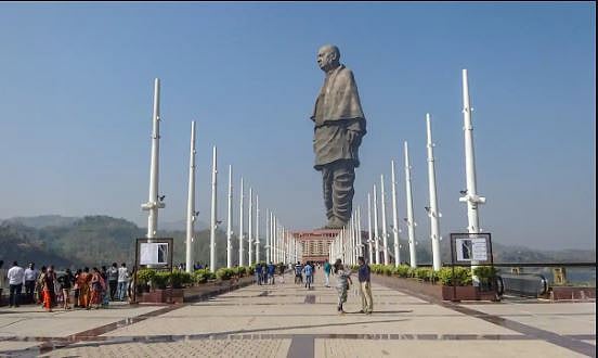‘एकता की प्रतिमा’ बिखरती मानवता को मुंह चिढ़ाती है, शासकों के अन्याय और दमन का नया नमूना