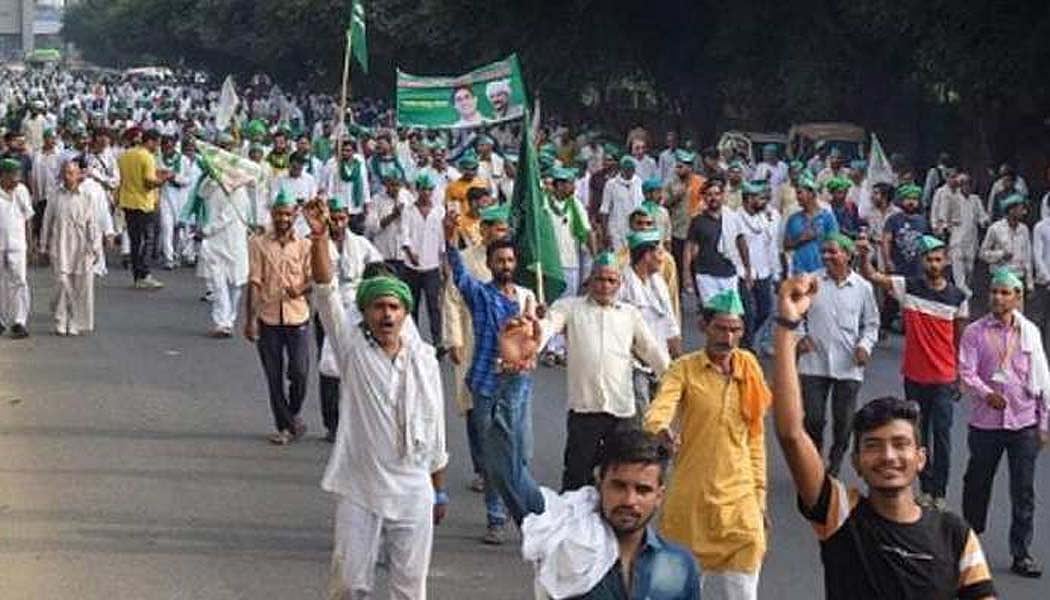 नवजीवन बुलेटिन: बड़ी संख्या में दिल्ली कूच की तैयारी में किसान और फिल्म सिटी को लेकर शिवसेना का योगी पर वार 