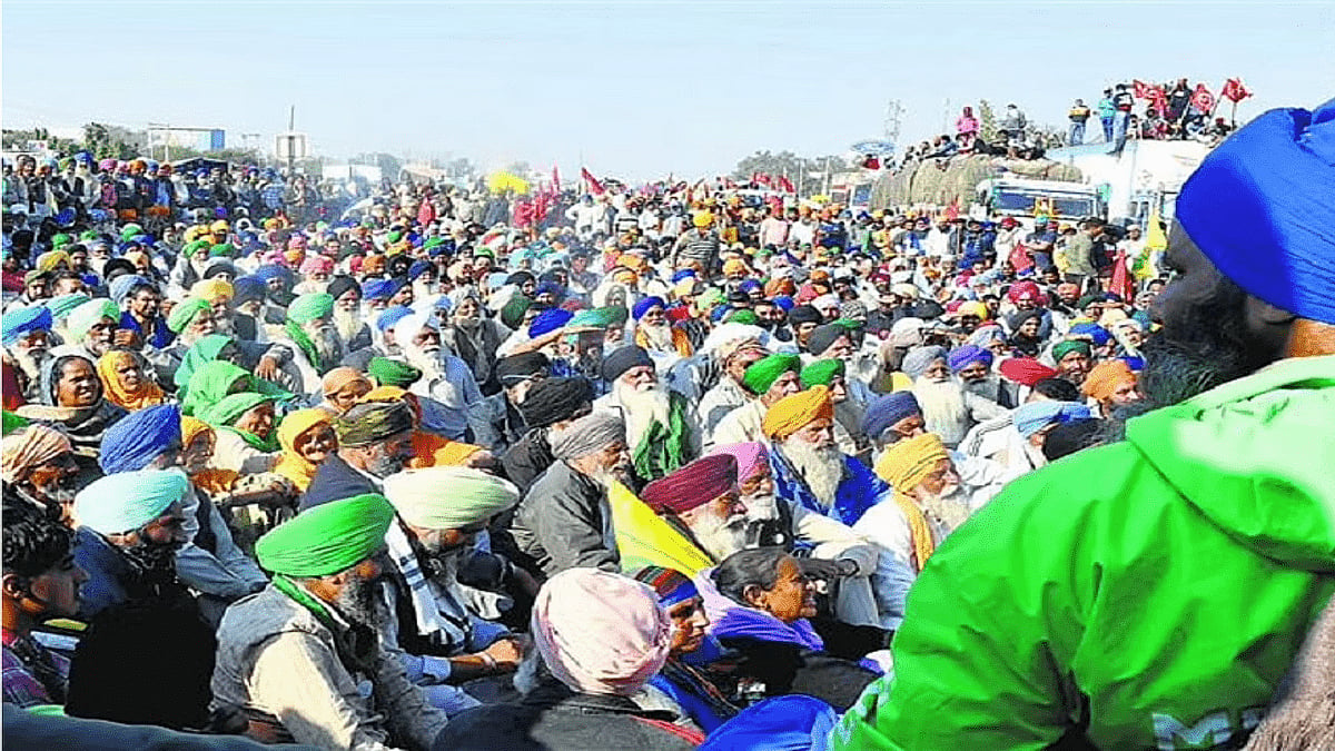 किसानों के बीच बातचीत के न्योते पर मंथन, पूछा- आंदोलन में 500 संगठन, तो सिर्फ 32 किसान संगठनों को क्यों बुलाया गया