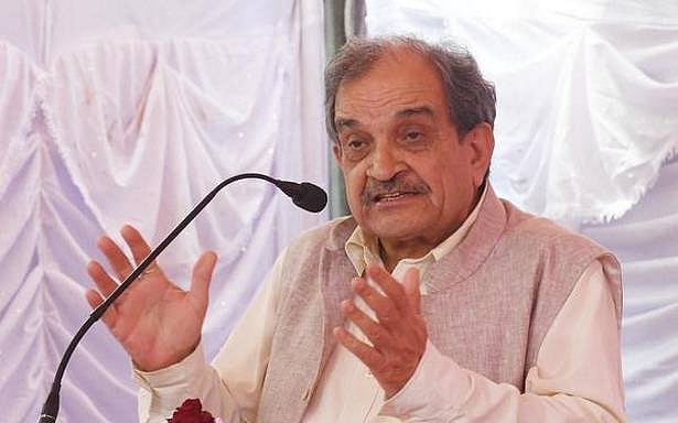 कृषि कानूनों के खिलाफ बीजेपी के अंदर से उठी आवाज, पूर्व मंत्री बीरेंद्र सिंह ने किया किसानों का समर्थन