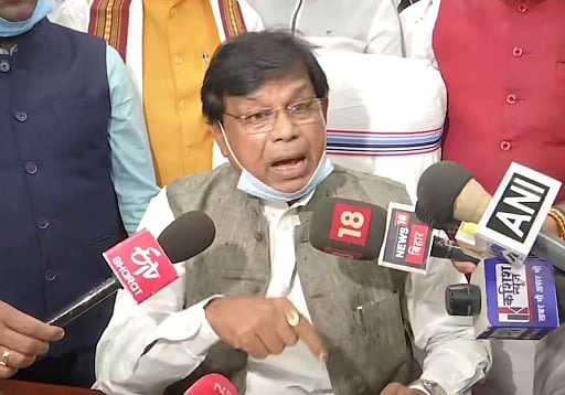 नीतीश के करीबी पूर्व मंत्री मेवालाल को लकेर चौंकाने वाले खुलासे, करीब चार साल तक दबा के रखी गई  के घोटाले की फाइल