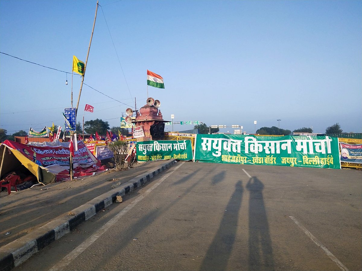 शाहजहांपुर बॉर्डर: NH48 पर ही किसानों ने बसाया ‘बड़ा गांव’, बोले- या तो कानून वापस, या हम भगवान को वापस