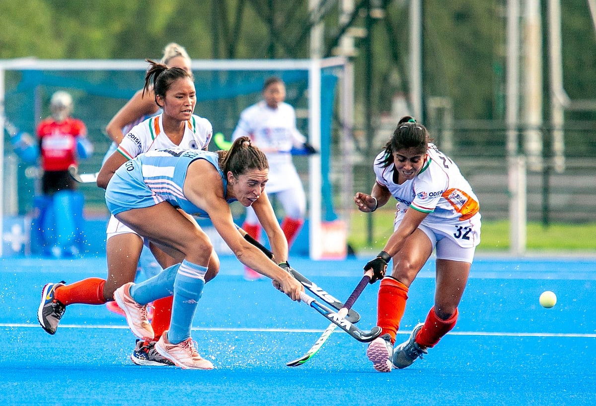 खेल की 5 बड़ी खबरें: अर्जेटीना से 2-0 से हारी भारतीय महिला हॉकी टीम और स्पिनर्स के दम पर पाक ने द.अफ्रीका को हराया  