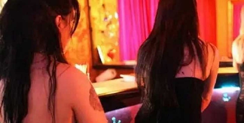 मध्य प्रदेश: इंदौर में बड़े सेक्स रैकेट का पर्दाफाश, हेटल मैनेजर समेत 12 गिरफ्तार, पूछताछ में चौंकाने वाले खुलासे