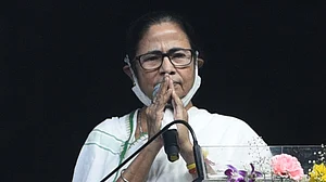 बंगाल के लिए हुए दूसरे ओपीनियन पोल में भी ममता की वापसी का अनुमान, मिल सकती हैं 158 तक सीटें