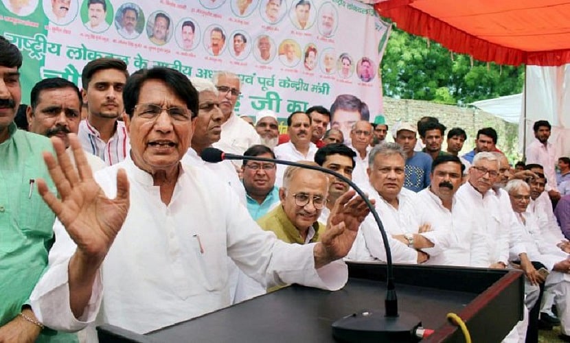 किसान एकता तोड़ने की कोशिशों से सावधान रहने की जरूरत, अजीत सिंह ने खुला पत्र लिखकर दी चेतावनी