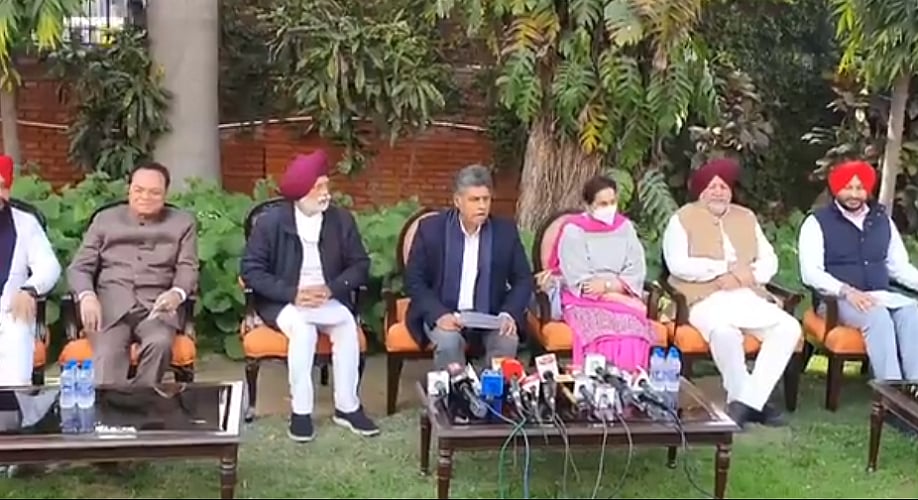 कृषि कानून रद्द कराने के लिए ‘प्राइवेट मेंबर्स बिल’ लाएंगे, कांग्रेस सांसदों ने ‘खेतिहर’ सांसदों से भी की अपील 