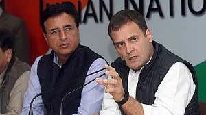 किसान आंदोलन: मोदी सरकार के शासन का स्टाइल, चुप कराओ, अलग करो और कुचल दो- राहुल गांधी