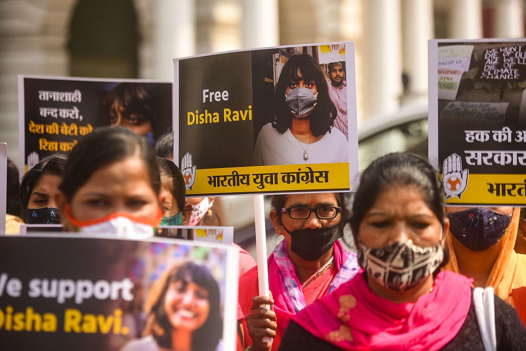 सरकारी नीतियों से असहमति को राजद्रोह नहीं माना जा सकता: दिशा रवि को जमानत देते हुए कोर्ट ने कीं गंभीर टिप्पणियां
