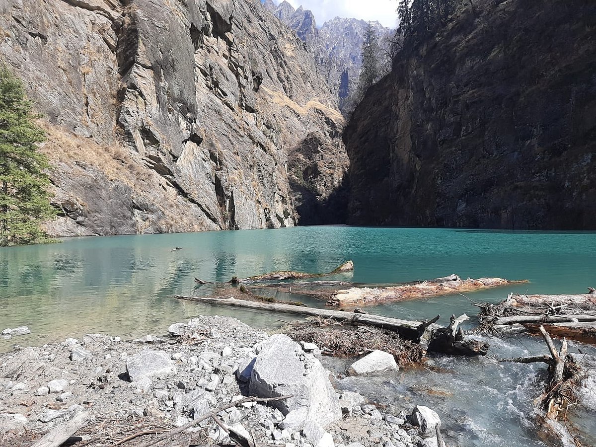 उत्तराखंड : चमोली में हुई भयावह त्रासदी के बाद मुरेन्डा इलाके में बनी प्राकृतिक झील