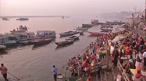 बसंत पंचमी का त्योहार आज, लाखों श्रद्धालुओं ने लगाई आस्था की डुबकी, राहुल गांधी ने देशवासियों को दी शुभकामनाएं