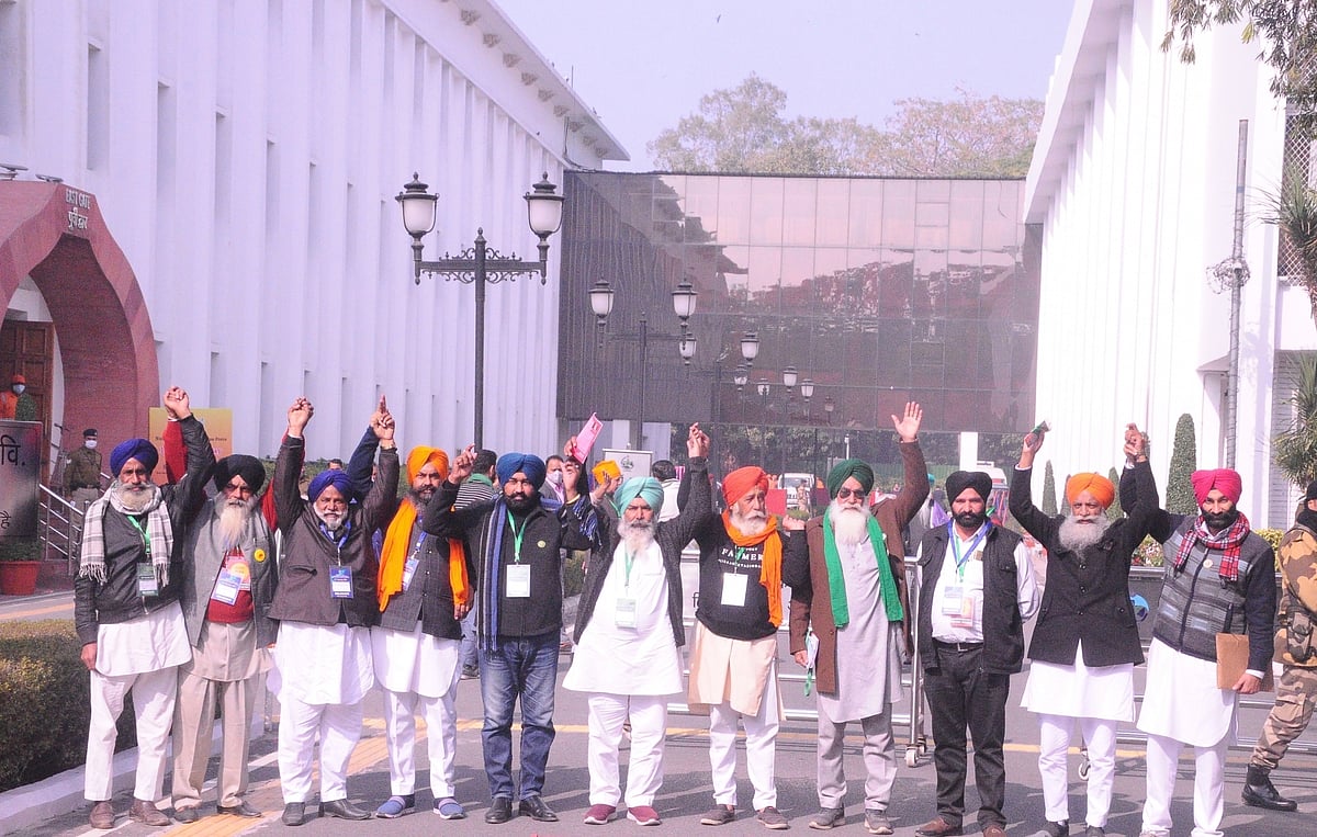 संयुक्त किसान मोर्चा का ऐलान, 18 फरवरी को देश भर में चलेगा रेल रोको अभियान, जानें और क्या है प्लान