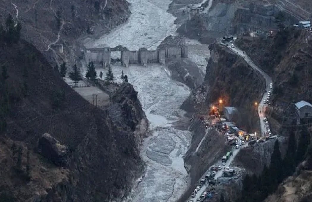 उत्तराखंड में अभी टला नहीं है खतरा! ग्लेशियर टूटने के बाद मलबे ने रोका नदी का वेग, झील में भरा पानी, मच सकती है तबाही