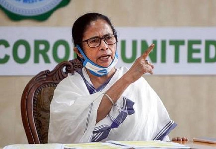 बंगाल में आठ चरणों में चुनाव पर भड़कीं ममता, बोलीं- बीजेपी ने जो कहा, आयोग ने वही किया