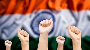 राम पुनियानी का लेख: क्या वास्तव में धर्मनिरपेक्षता भारत की परंपराओं के लिए खतरा है?