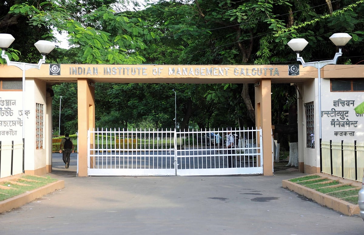 अब IIM कोलकाता निदेशक अंजू सेठ ने दिया इस्तीफा, सरकार को लिखे अपने पत्र में कहा... 