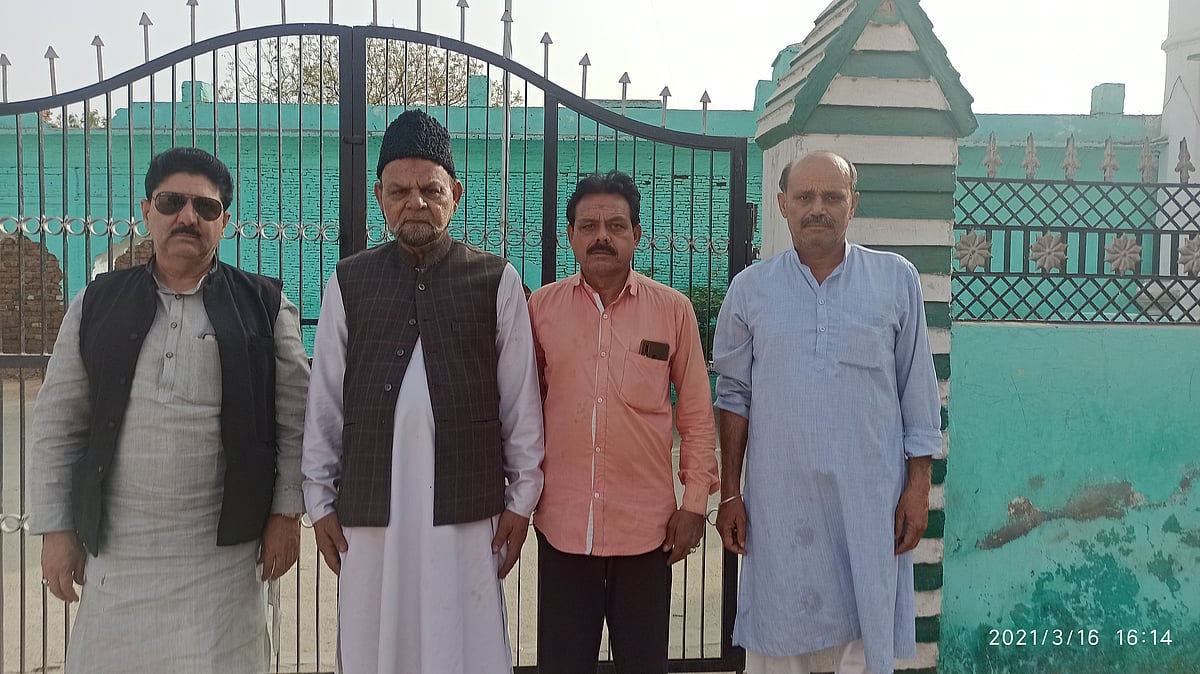 'सादात ए बाराह' से उठी वसीम रिज़वी के ख़िलाफ़ आवाज़, शिया समाज ने किया पूर्ण बहिष्कार का ऐलान