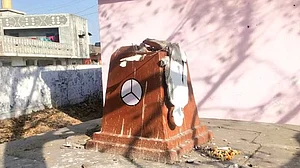 बीजेपी शासित मध्यप्रदेश के मंदसौर में बापू की प्रतिमा तोड़ी गई, अभी तक कोई गिरफ्तारी नहीं