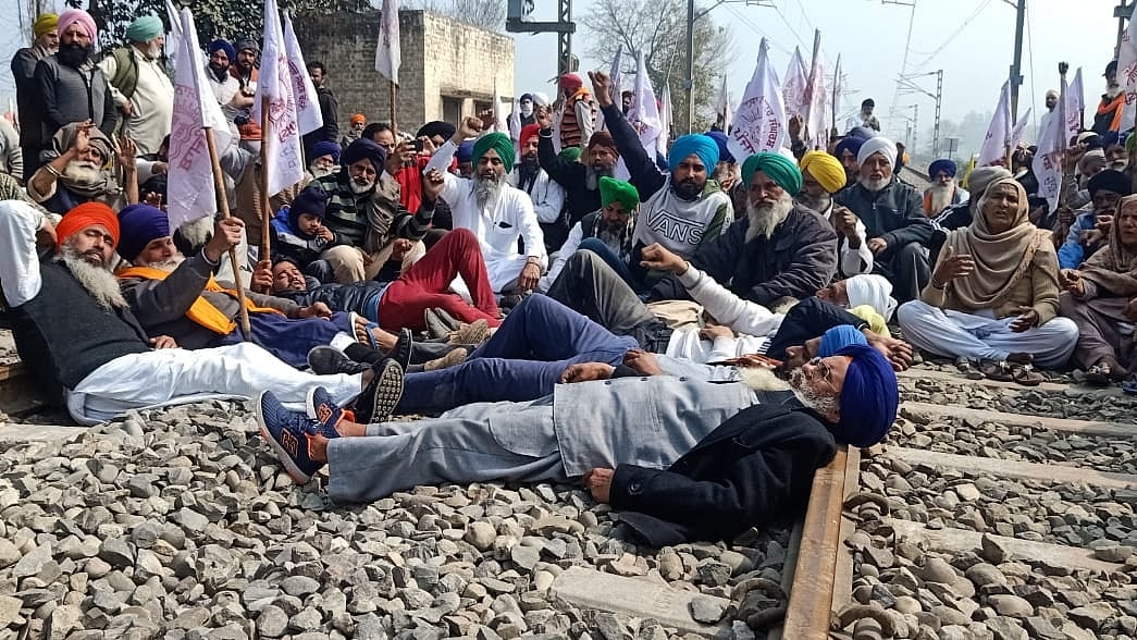 फोटोः IANS