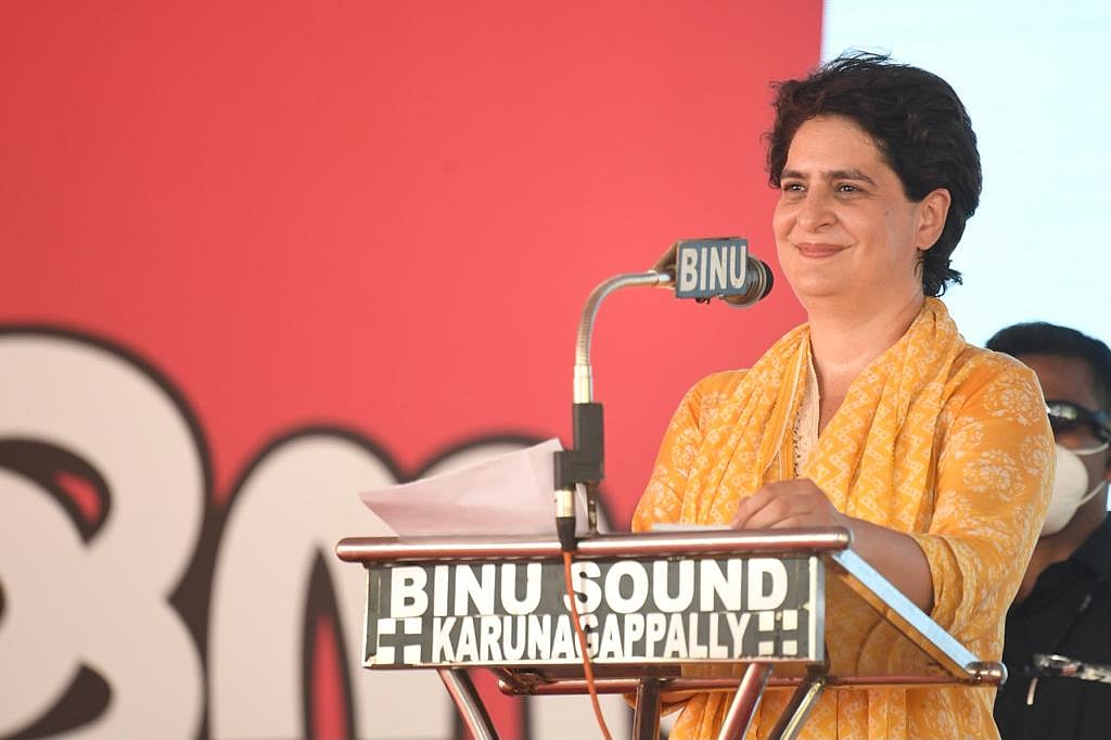 केरल में इंदिरा की यादों को वापस लेकर आईं प्रियंका गांधी, रोड शो में उमड़ी हजारों की भीड़, विजयन सरकार पर बोला हमला