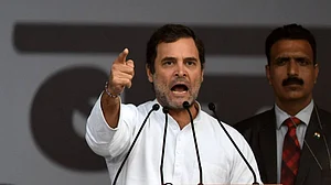 राहुल का RSS पर हमला, कहा- देश की संस्थानों पर कब्जा कर रहा ये संगठन, इनके हाथों से शिक्षा प्रणाली को वापस लेना होगा