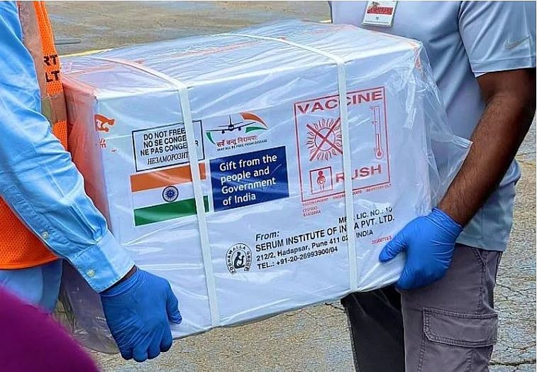 कोरोना वैक्सीन की होने लगी किल्लत, देश में जितने टीके नहीं लगे, उससे ज्यादा सरकार ने विदेशों में भेज दिए